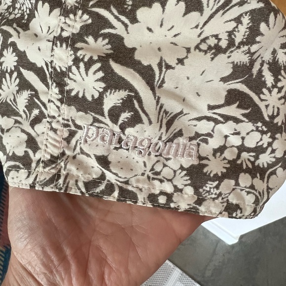 Patagonia Men’s Board Shorts Size 34 - Picture 7 of 9